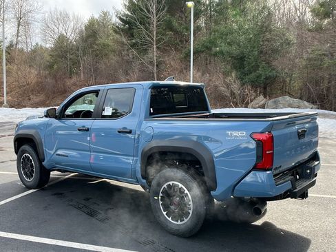 New 2026 Toyota Tacoma TRD Off-Road w/ TRD Off Road Upgrade Package AWD/4WD image 3