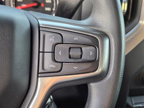 Used 2022 Chevrolet Silverado 1500 Custom w/ Safety Confidence Package image 26