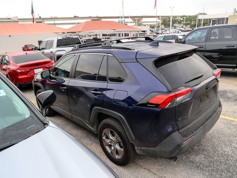 Used 2025 Toyota RAV4 XLE w/ Convenience Package AWD/4WD image 9