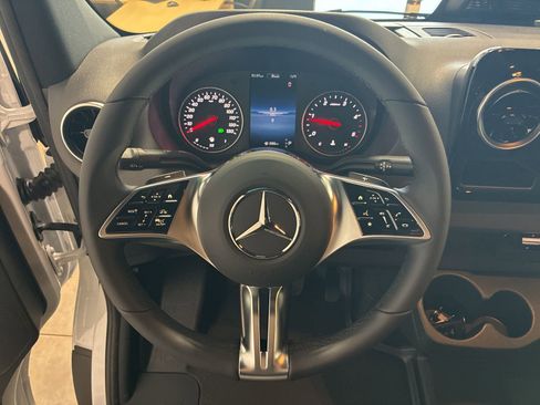 New 2025 Mercedes-Benz Sprinter 2500 image 14