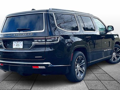 Used 2022 Jeep Grand Wagoneer Series I image 13