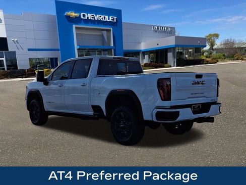 Used 2024 GMC Sierra 2500 AT4 w/ AT4 Premium Plus Package image 6