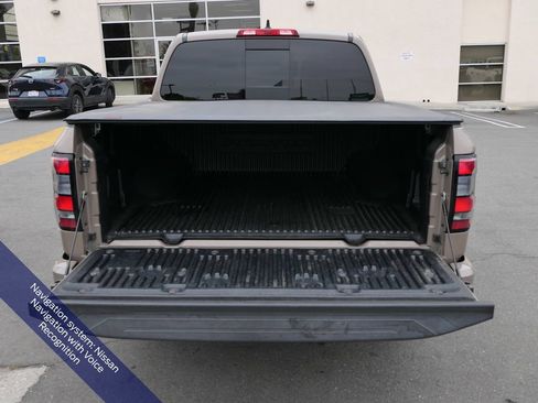 Used 2022 Nissan Frontier Pro-X w/ Technology Package RWD image 7