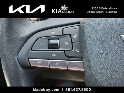 Used 2024 Cadillac XT4 Luxury w/ Cold Weather Package FWD image 28