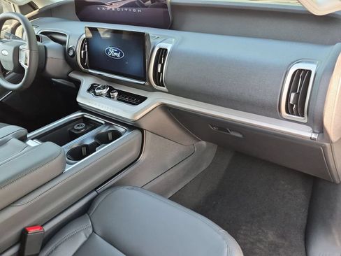 New 2027 Ford Expedition Max Active AWD/4WD image 23