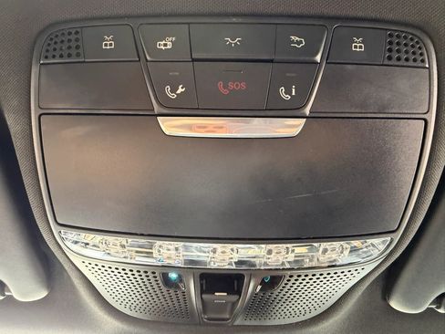 Used 2016 Mercedes-Benz C 300 4MATIC Sedan image 22