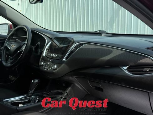 Used 2016 Chevrolet Malibu LT image 17