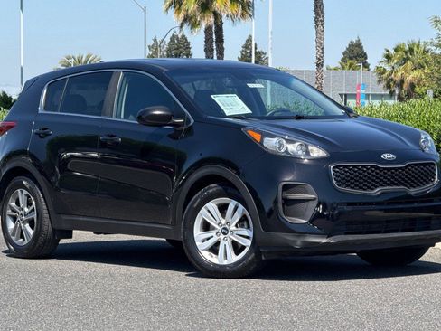 Used 2019 Kia Sportage LX FWD image 1