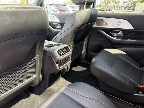 Certified 2024 Mercedes-Benz GLS 450 4MATIC image 15