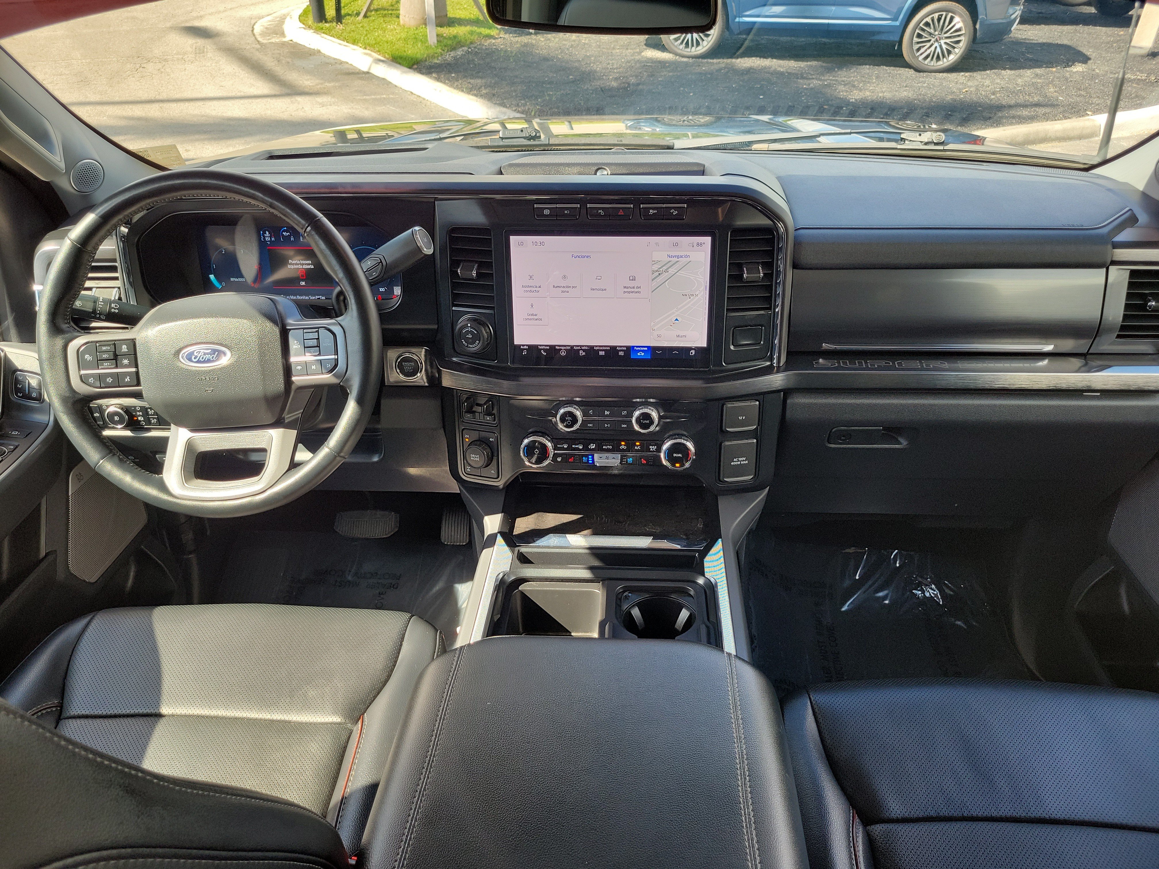 Used 2024 Ford F250 Lariat w/ Lariat Ultimate Package AWD/4WD image 18