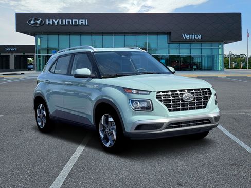 New 2026 Hyundai Venue SEL FWD image 30