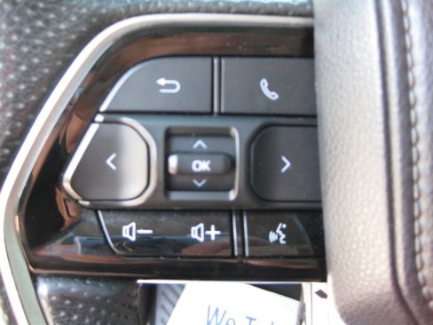 Used 2022 Toyota Tundra Limited AWD/4WD image 14