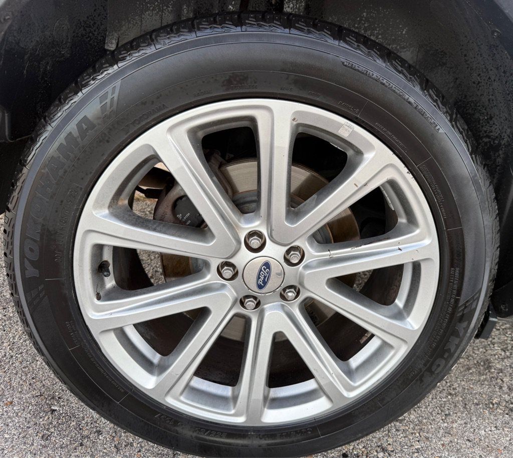 Used 2016 Ford Explorer Limited FWD image 27