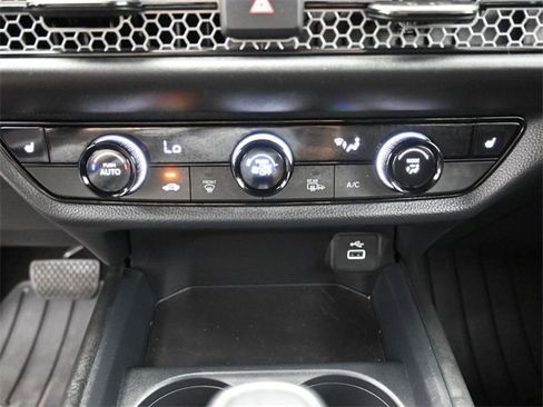 Used 2023 Honda HR-V Sport image 9