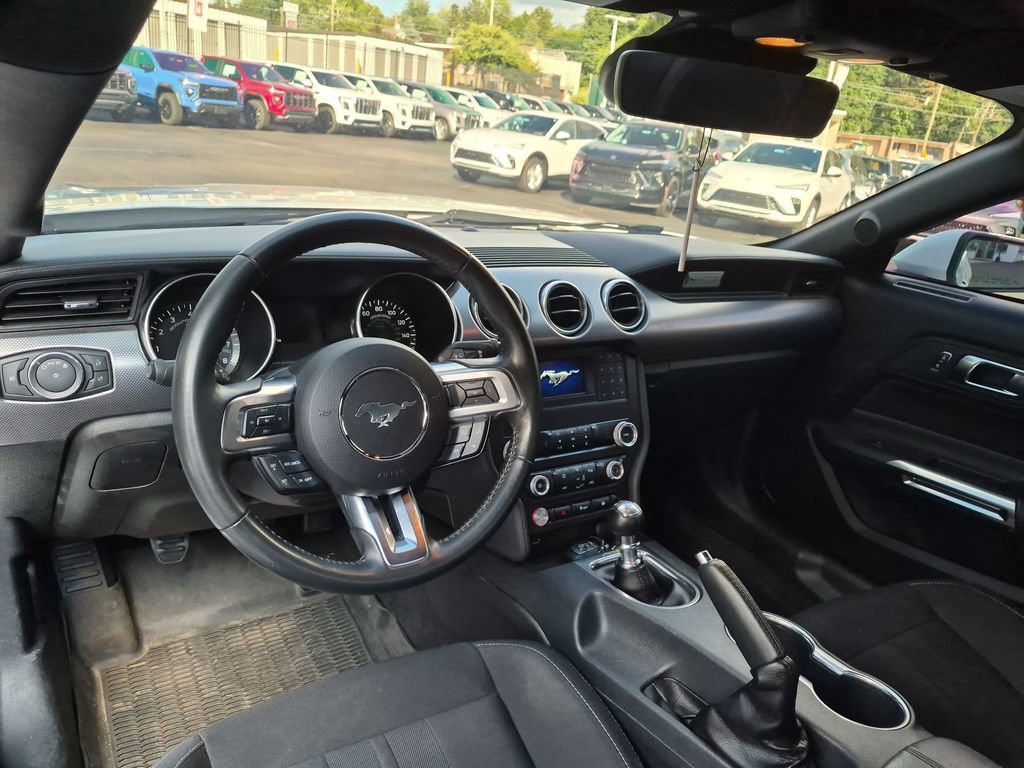 Used 2021 Ford Mustang GT RWD image 9