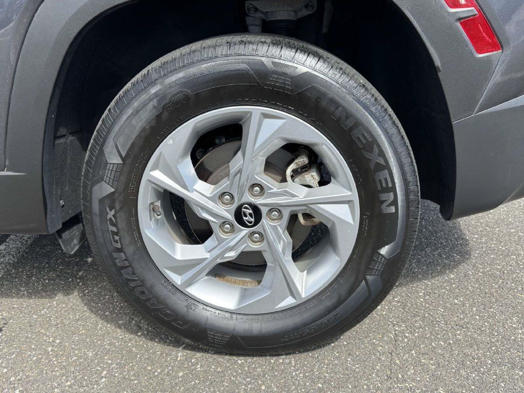 Used 2024 Hyundai Tucson SE AWD/4WD image 9