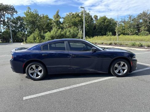 Used 2015 Dodge Charger SE w/ Sport Appearance Group RWD image 2