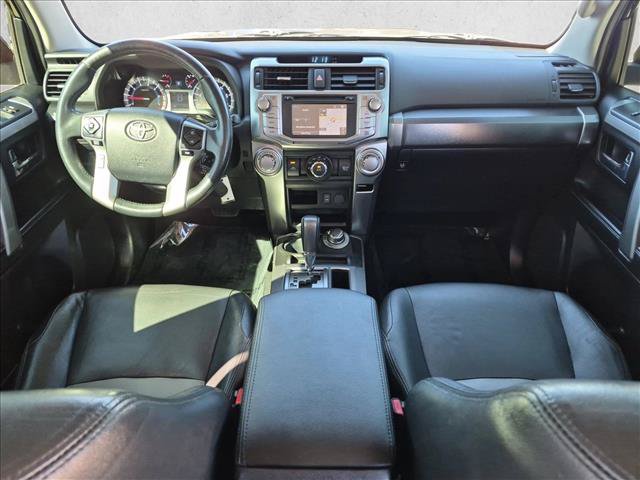 Used 2014 Toyota 4Runner SR5 AWD/4WD image 17
