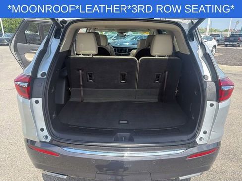 Used 2018 Buick Enclave Essence FWD image 25