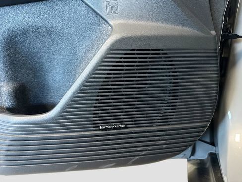 New 2026 Subaru Outback Limited XT image 17