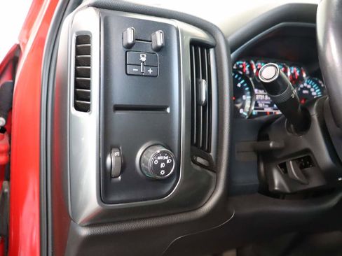 Used 2019 Chevrolet Silverado 1500 LT w/ All Star Edition image 13