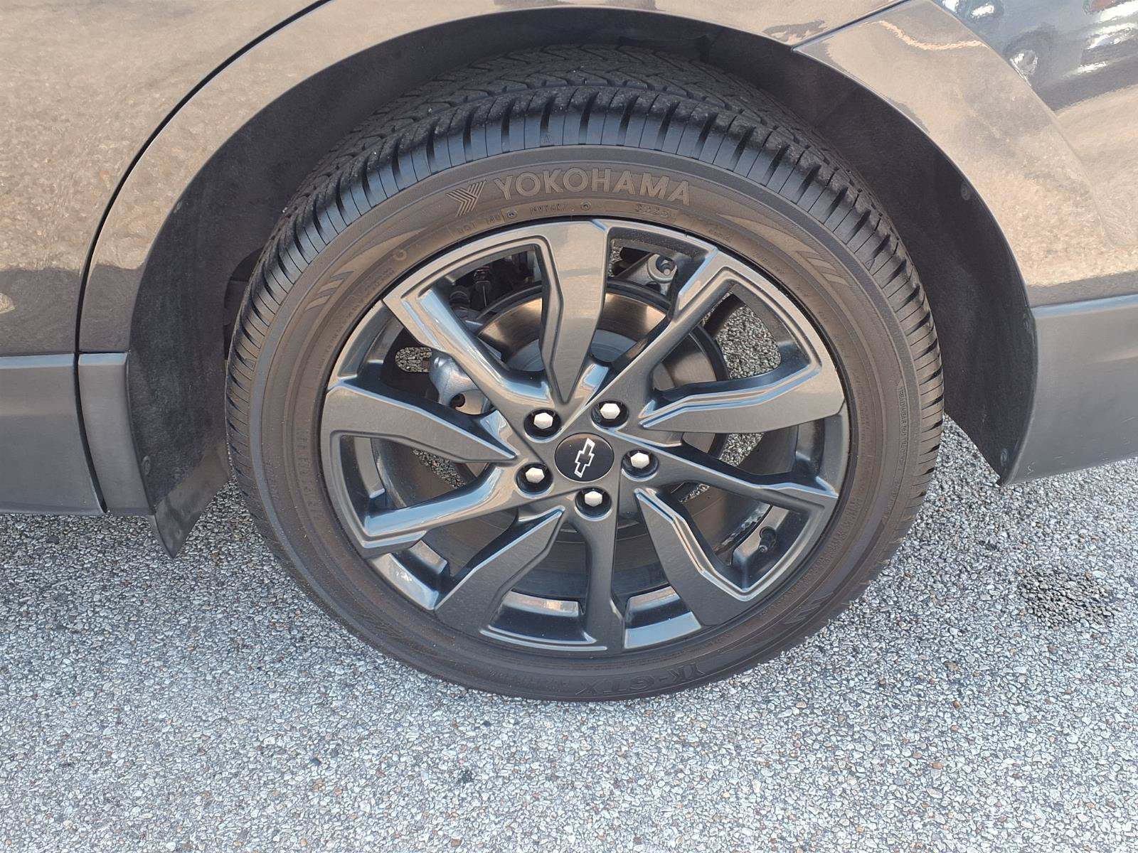 Used 2022 Chevrolet Equinox RS w/ RS Leather Package FWD image 25
