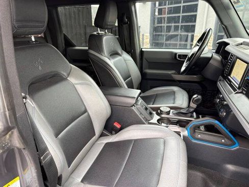 Used 2023 Ford Bronco Black Diamond AWD/4WD image 13