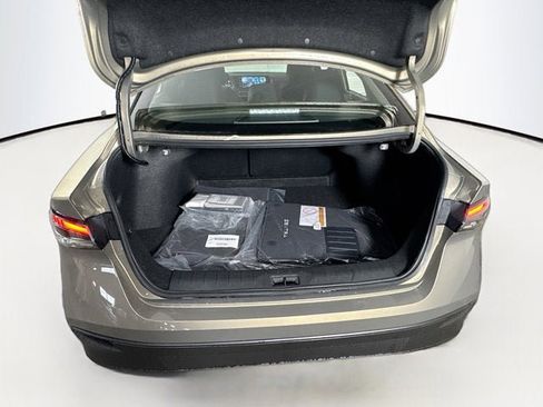 New 2026 Nissan Sentra SV image 9