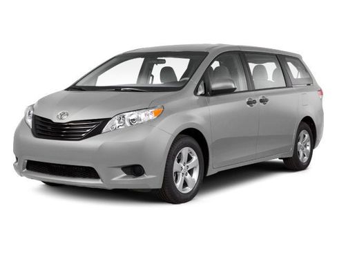 Used 2013 Toyota Sienna XLE w/ Entertainment Pkg AWD/4WD image 1