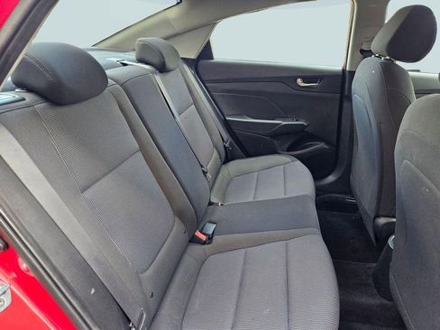 Used 2021 Hyundai Accent SE FWD image 28