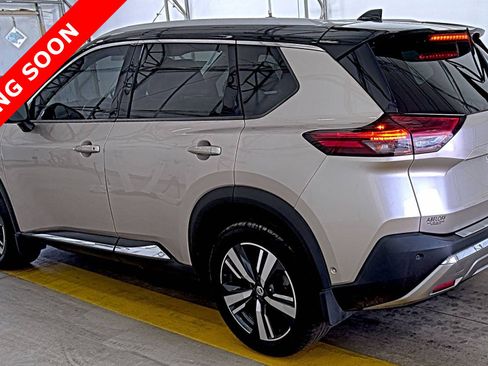 Used 2021 Nissan Rogue Platinum AWD/4WD image 4