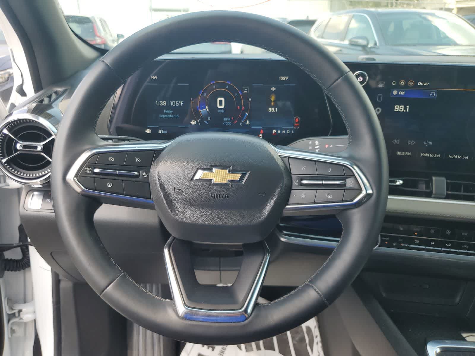 Used 2026 Chevrolet Equinox LT w/ Convenience Package II FWD image 14
