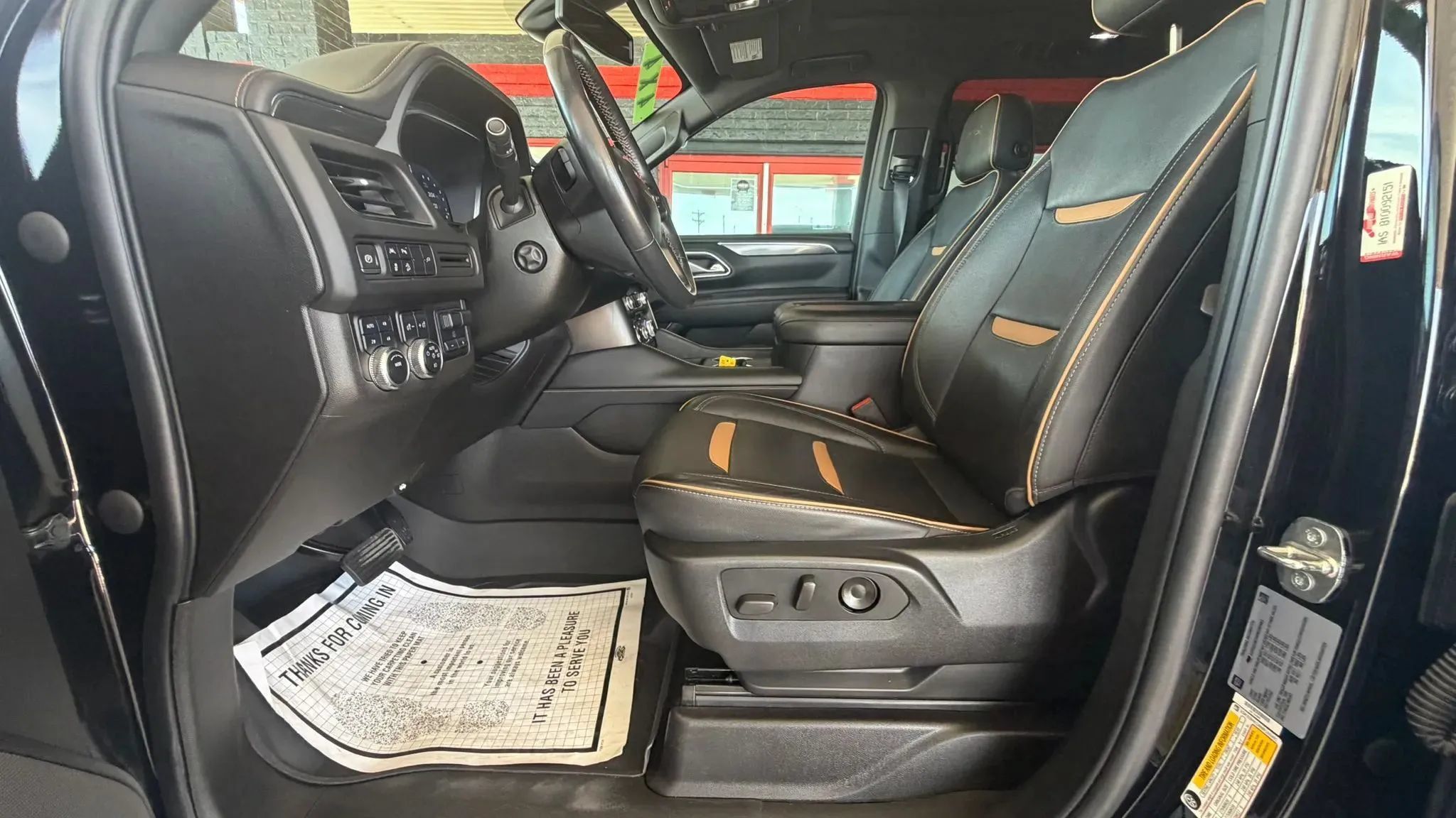 Used 2022 GMC Yukon XL AT4 w/ Max Trailering Package AWD/4WD image 10