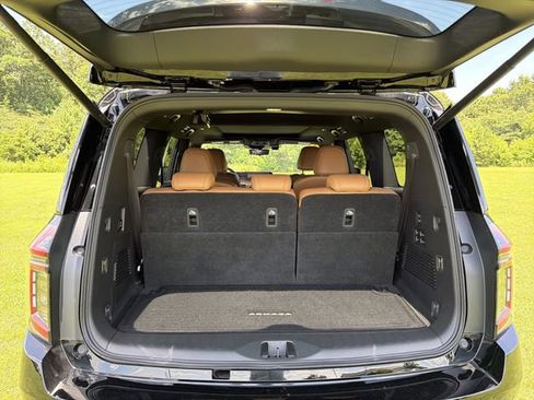Certified 2025 Nissan Armada Platinum Reserve AWD/4WD image 22
