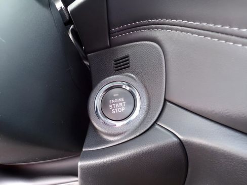 Certified 2025 Subaru Outback Premium image 26