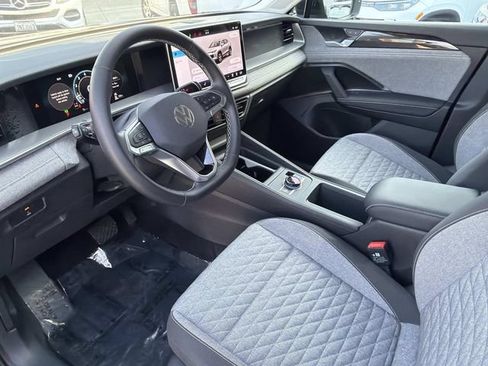 Certified 2026 Volkswagen Tiguan S FWD image 14