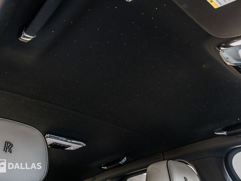 Used 2021 Rolls-Royce Cullinan image 41