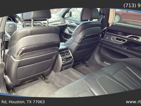 Used 2016 BMW 750i xDrive image 29