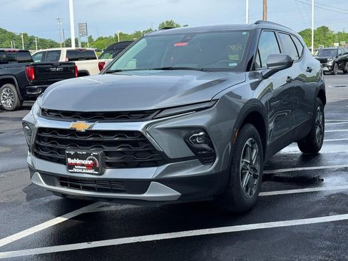 Used 2024 Chevrolet Blazer LT w/ Convenience Package FWD image 11