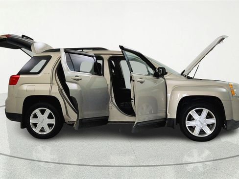 Used 2011 GMC Terrain SLE w/ Convenience Package AWD/4WD image 8
