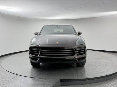 Used 2019 Porsche Cayenne AWD/4WD image 12