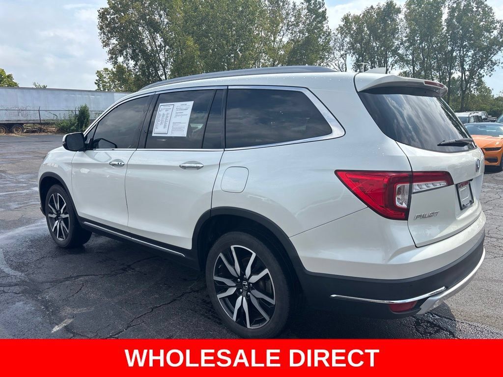 Used 2019 Honda Pilot Touring image 3