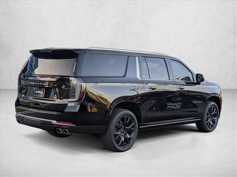New 2026 Chevrolet Suburban High Country w/ LPO, Illumination Package image 2
