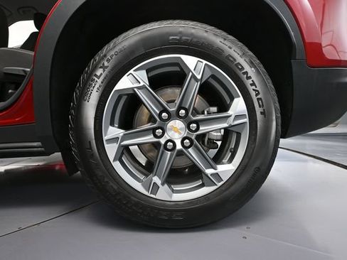 Used 2025 Chevrolet Blazer LT AWD/4WD image 13