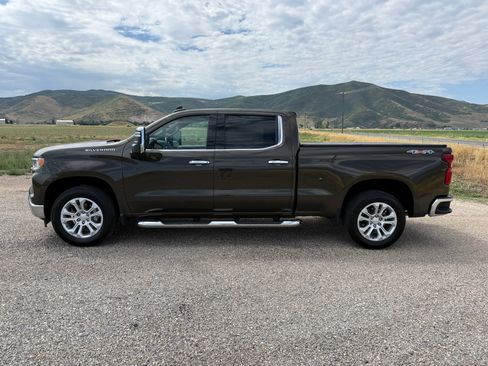 Used 2023 Chevrolet Silverado 1500 LTZ w/ LTZ Premium Package AWD/4WD image 4