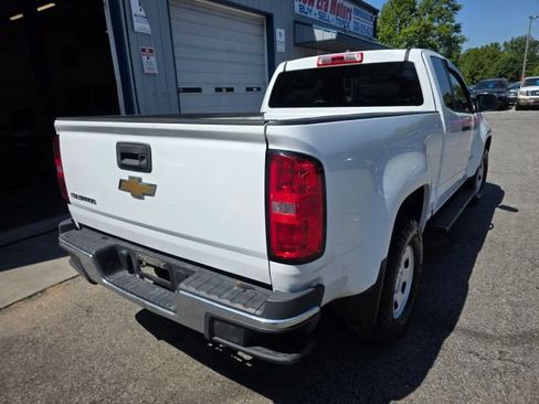 Used 2015 Chevrolet Colorado W/T w/ WT Convenience Package RWD image 5