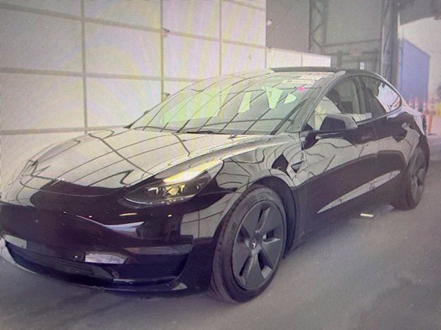 Used 2023 Tesla Model 3 Standard Range RWD image 2