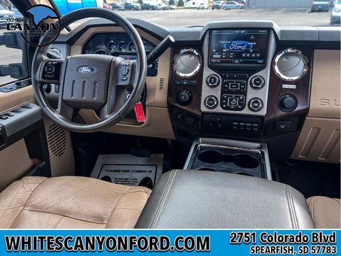 Used 2015 Ford F250 Lariat w/ Lariat Interior Package image 5