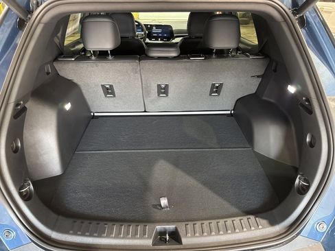 New 2026 Chevrolet Equinox LT w/ Convenience Package II image 14