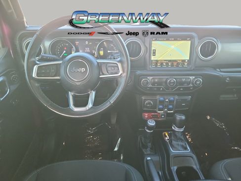 Used 2021 Jeep Wrangler Unlimited Rubicon 4xe image 11